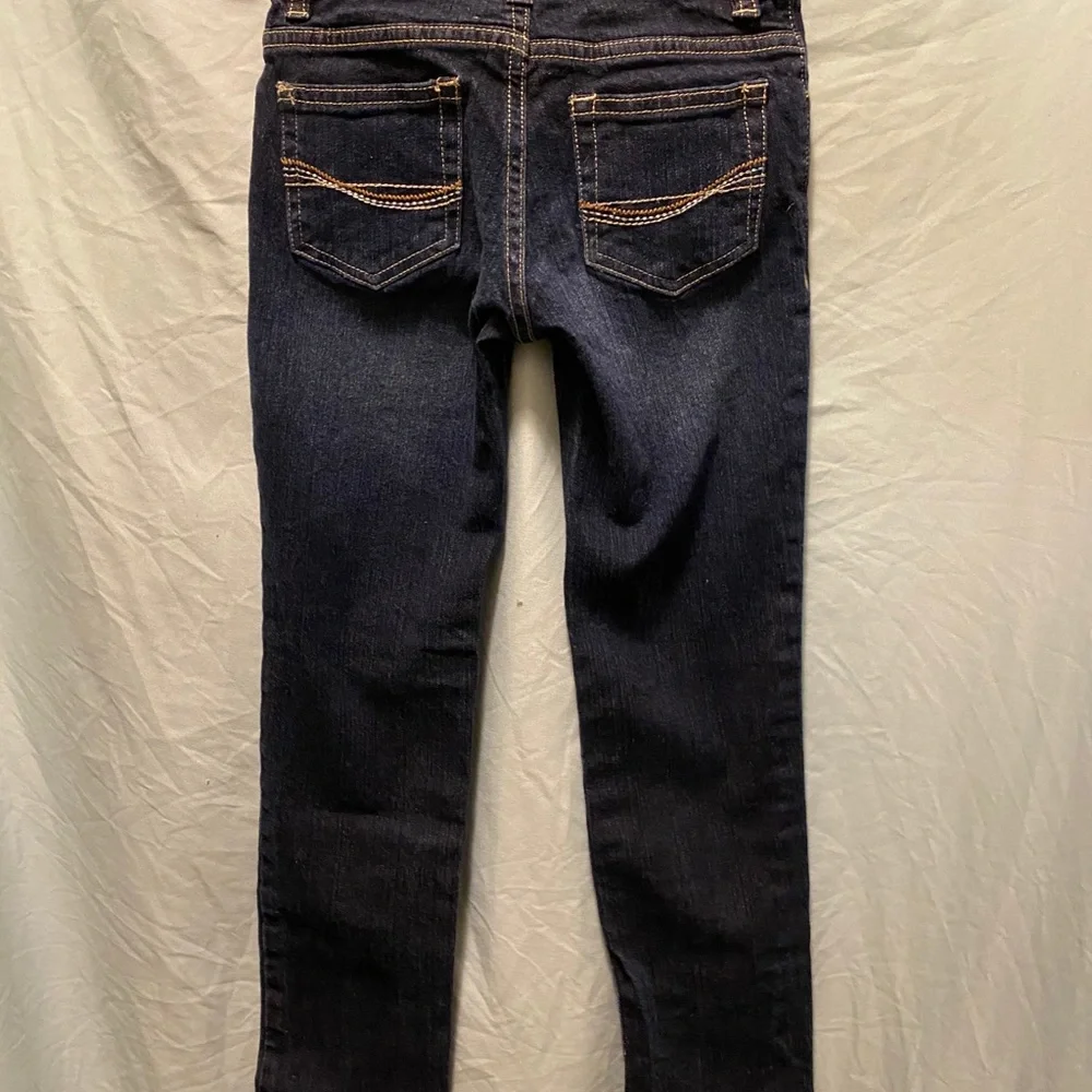 EUC Girls 7 Oshkosh dark blue Jeans